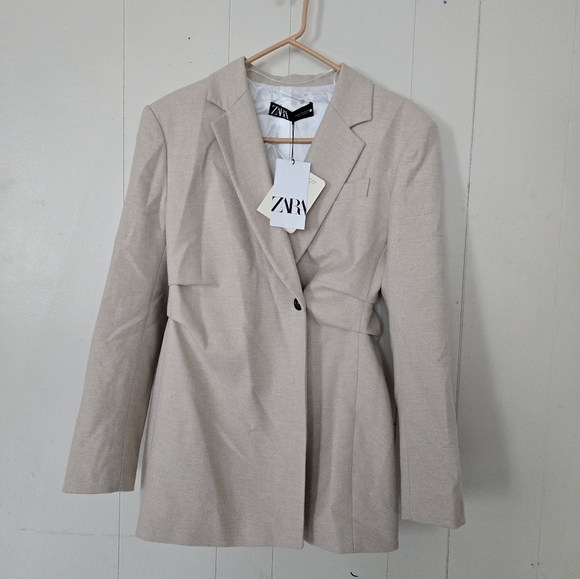 NWT Zara Women's Blazer Gathered Waist Jacket -Size M - Picture 2 of 8